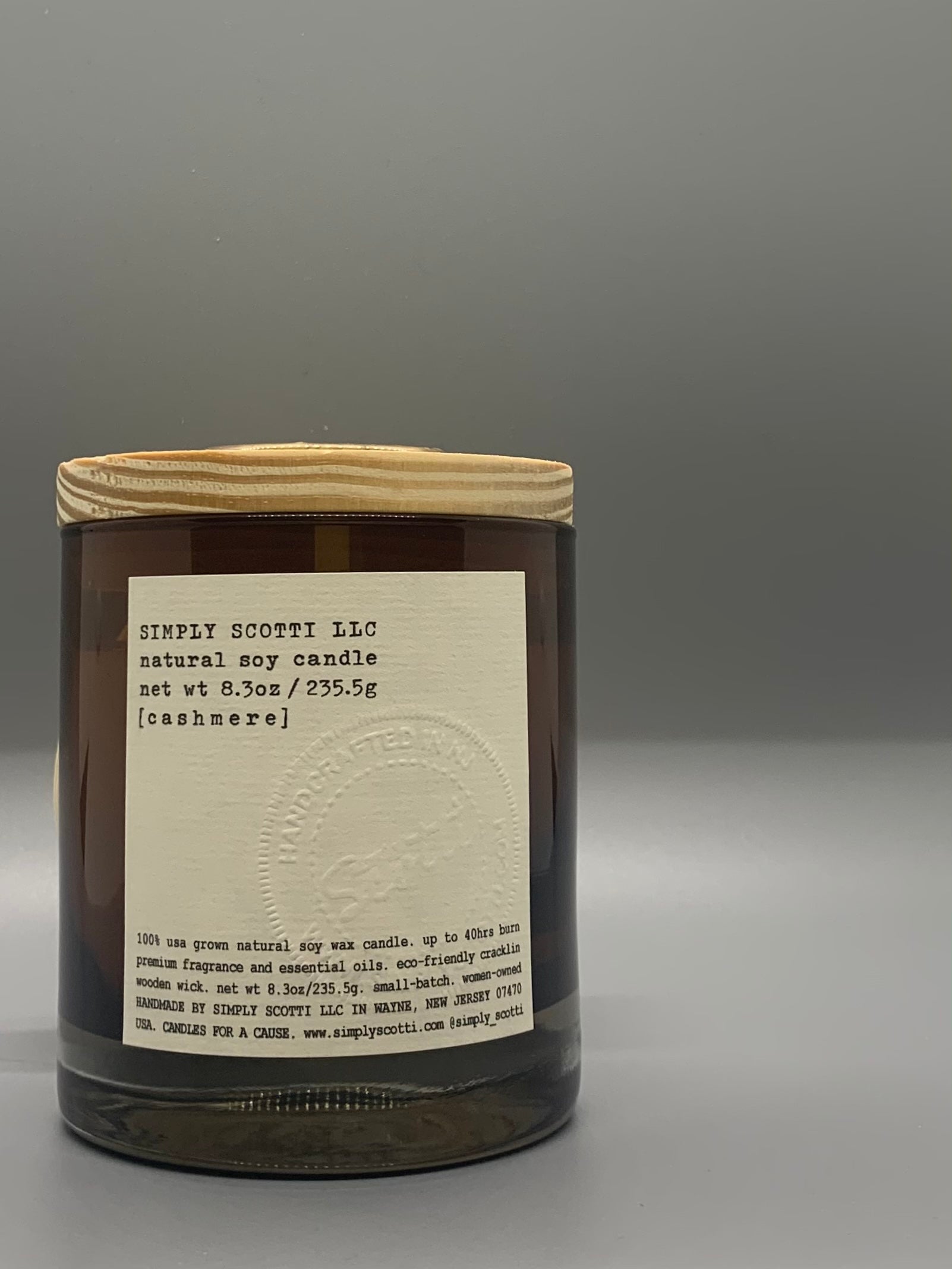 {Cashmere} Signature Candle